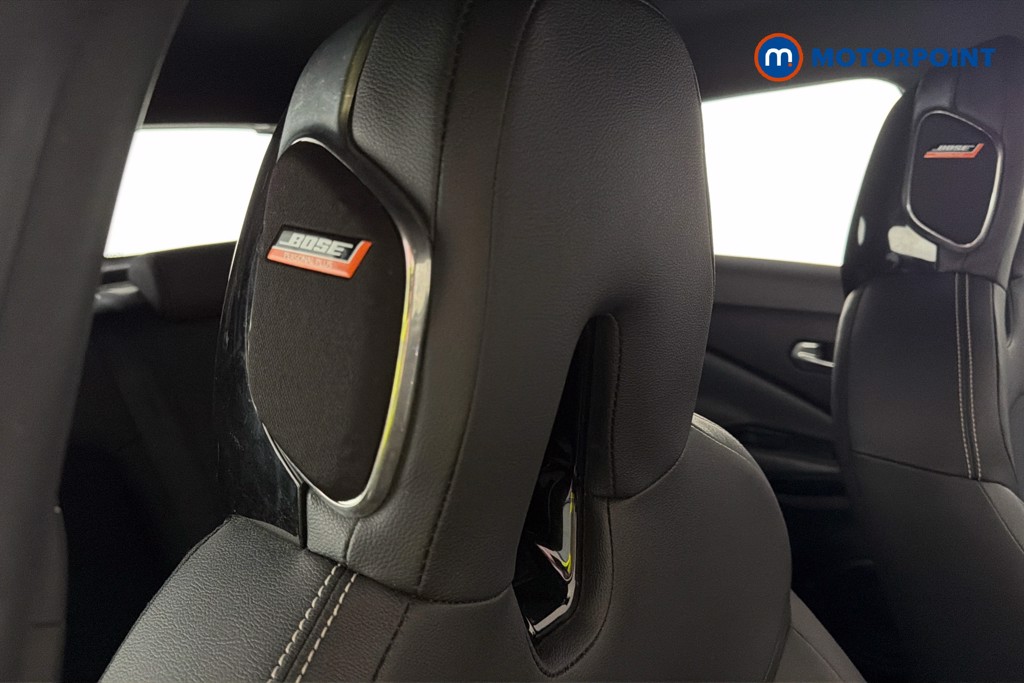 Nissan Juke Tekna Manual Petrol SUV - Stock Number (1631893) - 23rd supplementary image