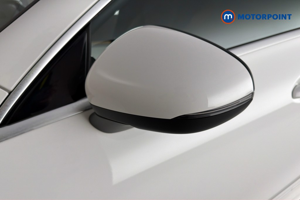 Mercedes-Benz CLA Amg Line Automatic Petrol Coupe - Stock Number (1632545) - 43rd supplementary image