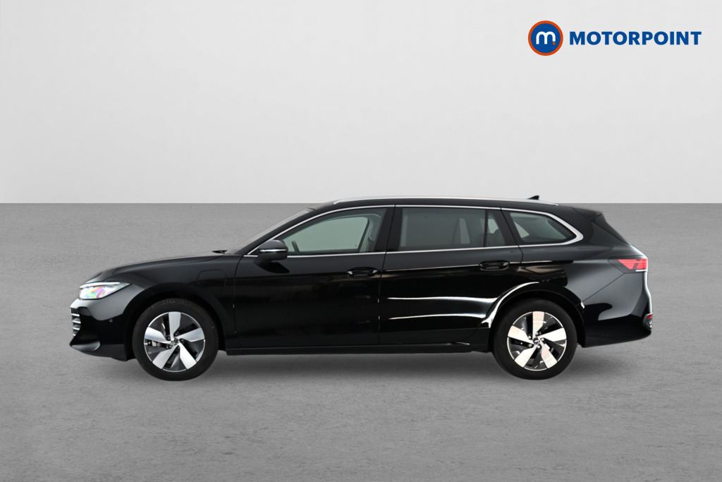 Volkswagen Passat Life Automatic Petrol Plug-In Hybrid Estate - Stock Number (1632913) - Passenger side