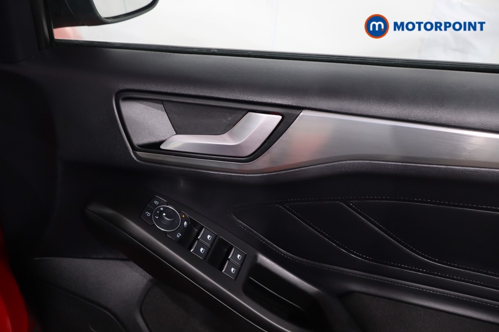 Ford Focus Titanium Manual Petrol Estate - Stock Number (1633064) - 25th supplementary image