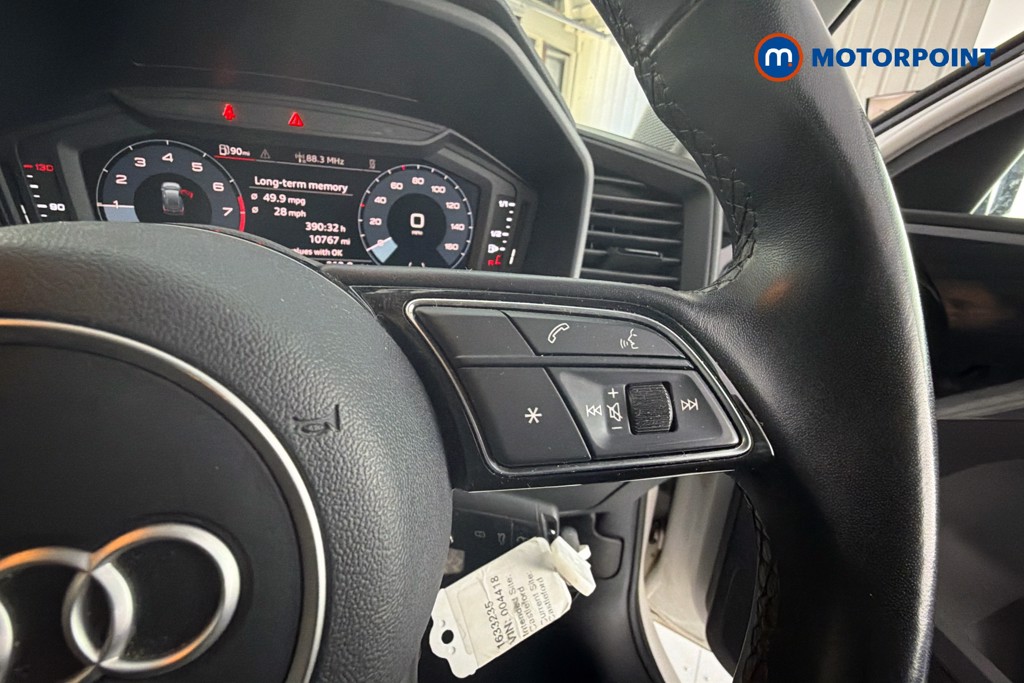 Audi A1 Technik Manual Petrol Hatchback - Stock Number (1633235) - 4th supplementary image