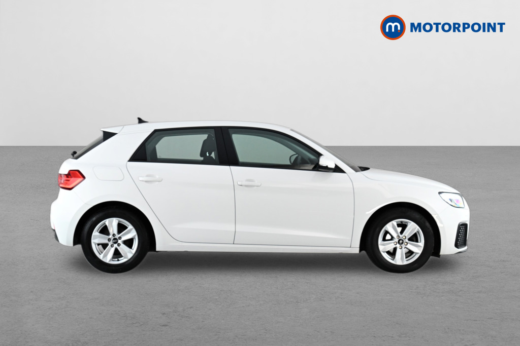 Audi A1 Technik Manual Petrol Hatchback - Stock Number (1633235) - Drivers side