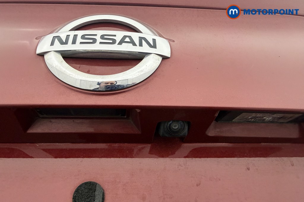 Nissan Qashqai Acenta Premium Automatic Diesel SUV - Stock Number (1633356) - 5th supplementary image