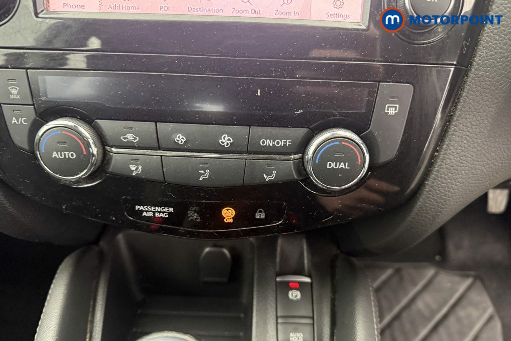 Nissan Qashqai Acenta Premium Automatic Diesel SUV - Stock Number (1633356) - 17th supplementary image