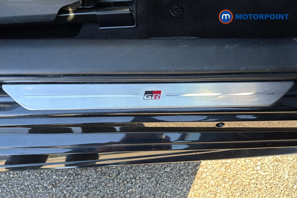 Toyota Corolla Gr Sport Automatic Petrol-Electric Hybrid Hatchback - Stock Number (1633478) - 27th supplementary image