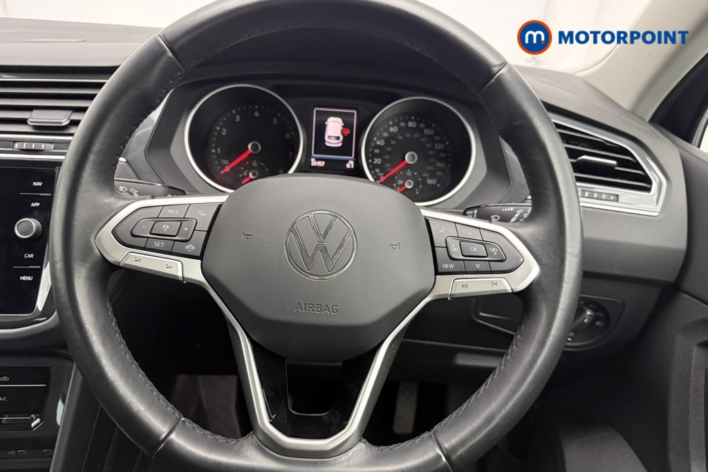 Volkswagen Tiguan Life Manual Petrol SUV - Stock Number (1633669) - 5th supplementary image