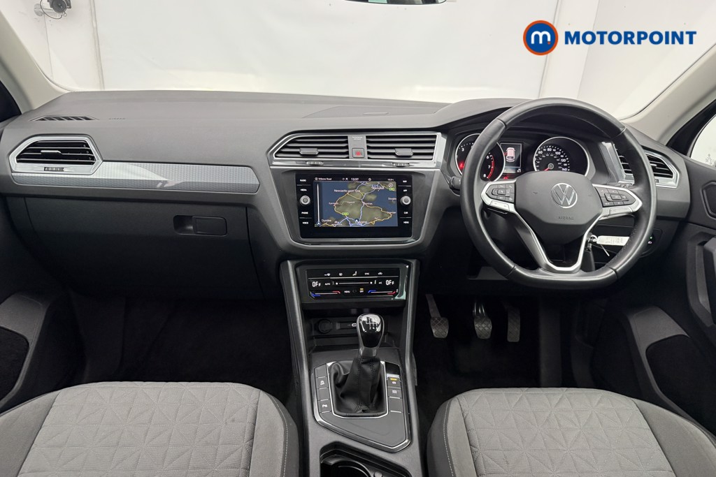 Volkswagen Tiguan Life Manual Petrol SUV - Stock Number (1633669) - 1st supplementary image