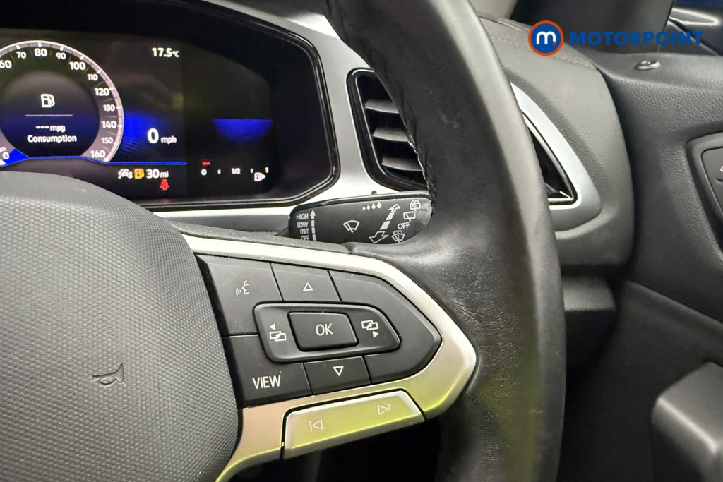 Volkswagen T-Roc Life Manual Petrol SUV - Stock Number (1633680) - 9th supplementary image