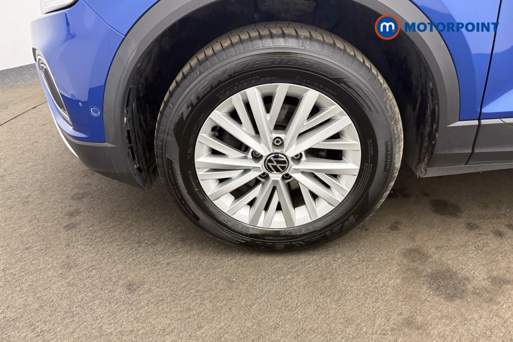 Volkswagen T-Roc Life Manual Petrol SUV - Stock Number (1633680) - 26th supplementary image