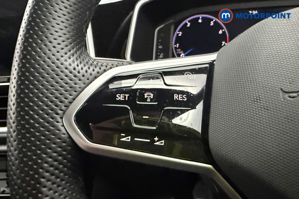 Volkswagen T-Roc R-Line Automatic Petrol SUV - Stock Number (1633685) - 14th supplementary image