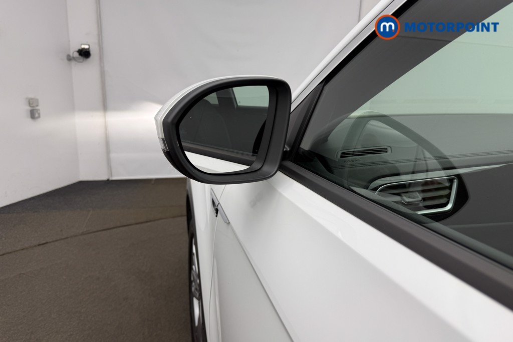 Volkswagen T-Roc R-Line Automatic Petrol SUV - Stock Number (1633685) - 30th supplementary image