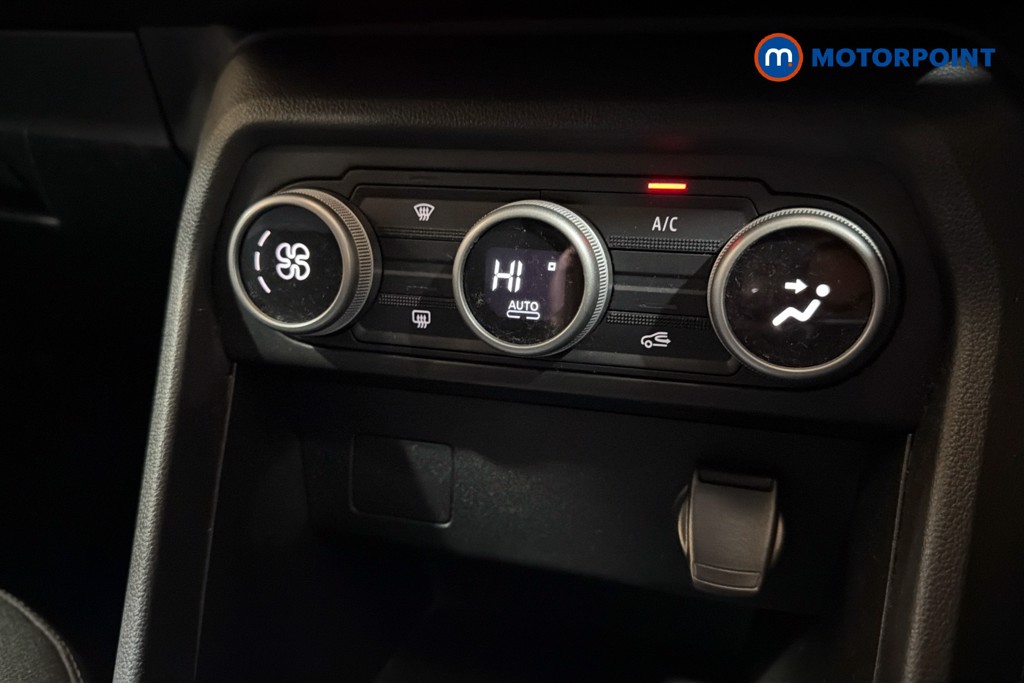 Dacia Jogger Expression Manual Petrol People Carrier - Stock Number (1633883) - 12th supplementary image
