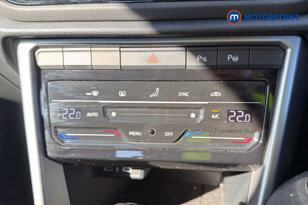 Volkswagen T-Roc Life Automatic Petrol SUV - Stock Number (1634471) - 12th supplementary image