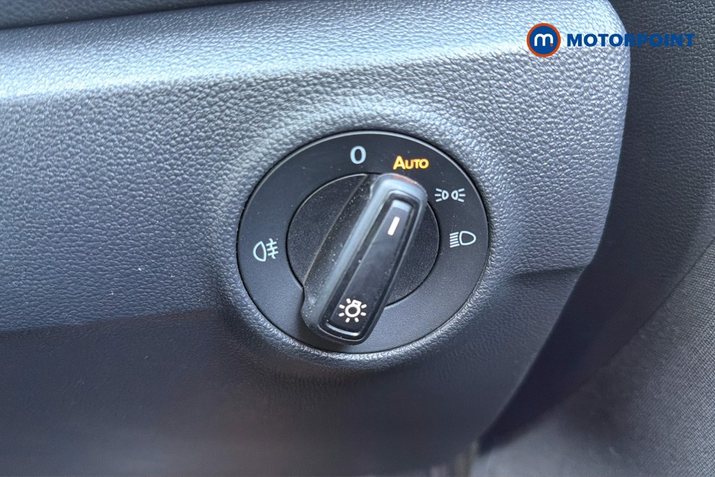 Volkswagen T-Roc Life Automatic Petrol SUV - Stock Number (1634471) - 18th supplementary image