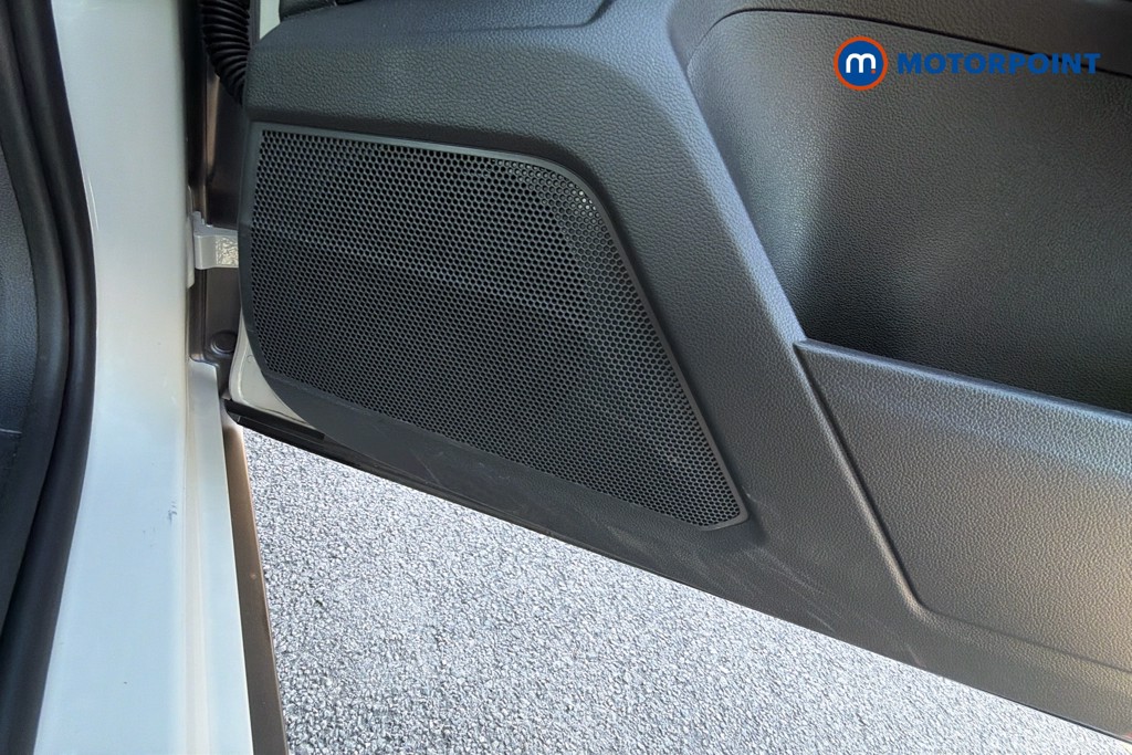 Volkswagen T-Roc Life Automatic Petrol SUV - Stock Number (1634471) - 21st supplementary image