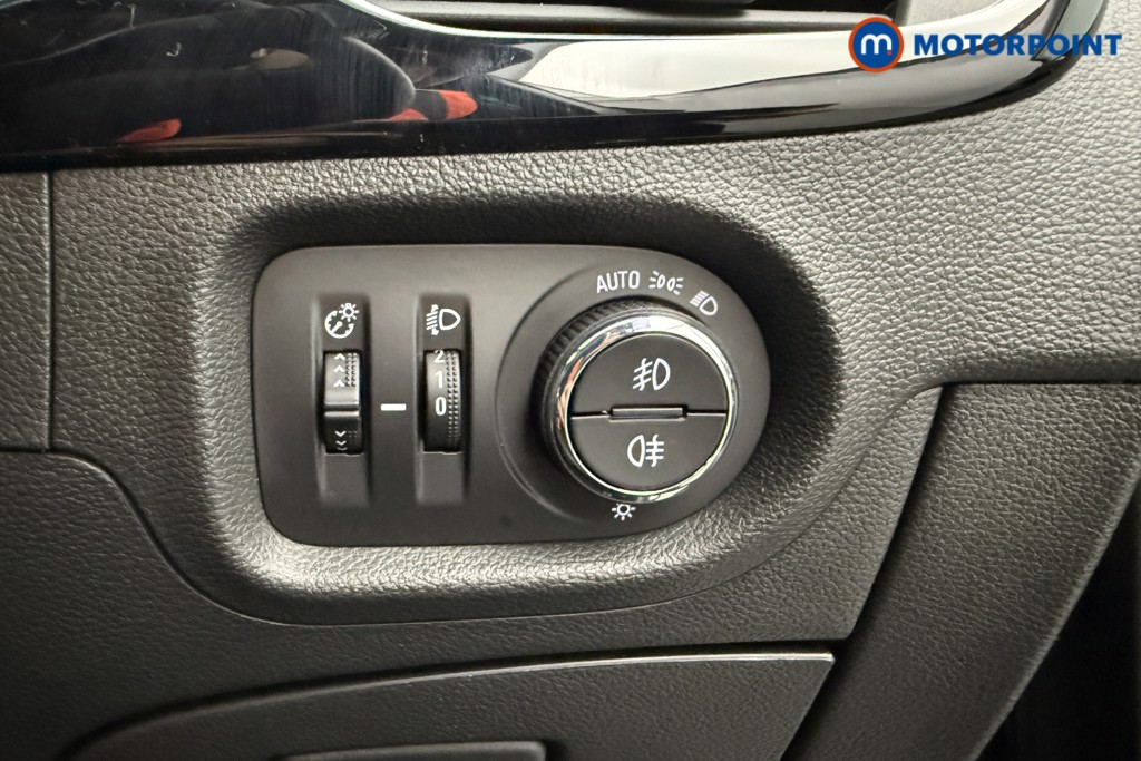 Vauxhall Astra Griffin Manual Petrol Hatchback - Stock Number (1634753) - 5th supplementary image