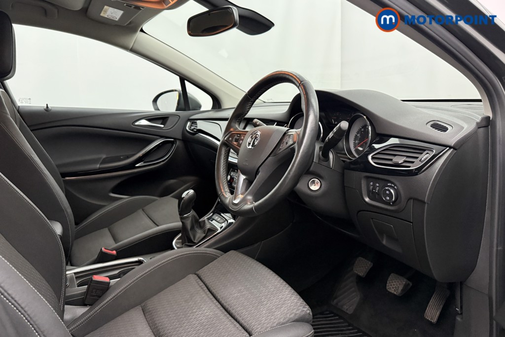Vauxhall Astra Griffin Manual Petrol Hatchback - Stock Number (1634753) - 1st supplementary image