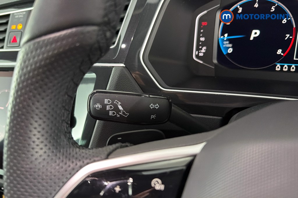 Volkswagen Tiguan R-Line Automatic Petrol SUV - Stock Number (1635555) - 6th supplementary image