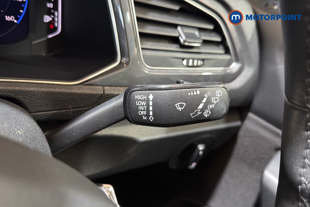 Volkswagen T-Roc SEL Automatic Petrol SUV - Stock Number (1635726) - 7th supplementary image