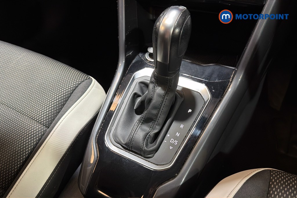 Volkswagen T-Roc SEL Automatic Petrol SUV - Stock Number (1635726) - 15th supplementary image