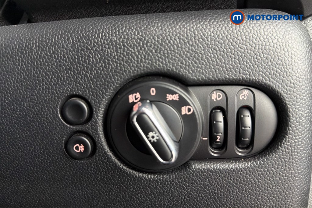 Mini Hatchback Cooper Sport Manual Petrol Hatchback - Stock Number (1635802) - 18th supplementary image