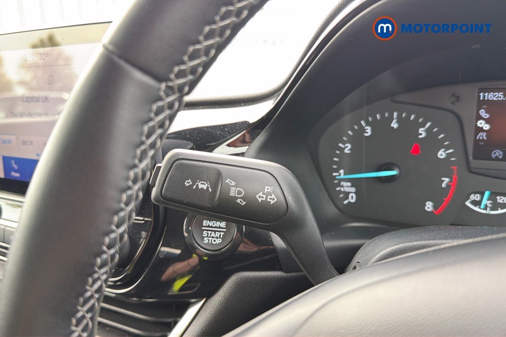 Ford Fiesta Titanium Manual Petrol Hatchback - Stock Number (1636219) - 6th supplementary image