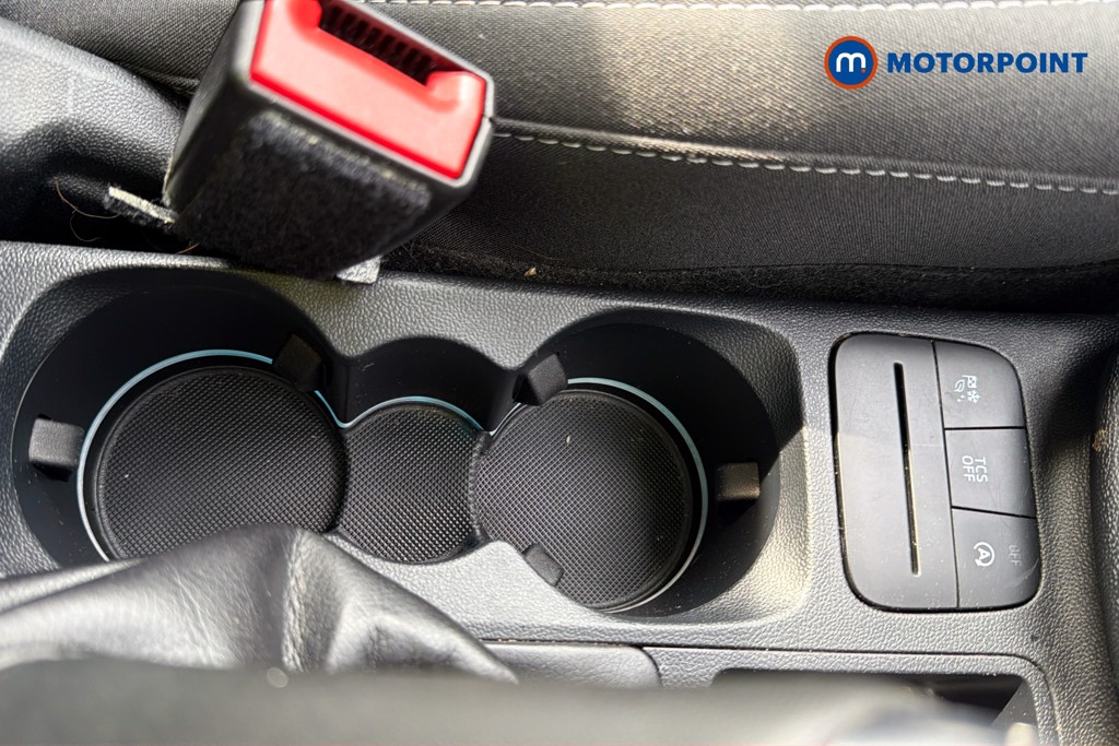 Ford Fiesta Titanium Manual Petrol Hatchback - Stock Number (1636219) - 16th supplementary image