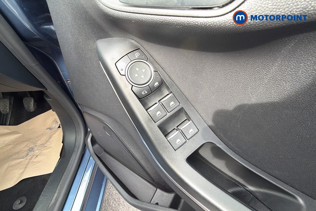 Ford Fiesta Titanium Manual Petrol Hatchback - Stock Number (1636219) - 20th supplementary image
