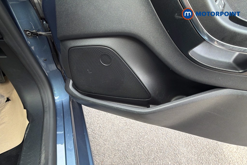 Ford Fiesta Titanium Manual Petrol Hatchback - Stock Number (1636219) - 21st supplementary image