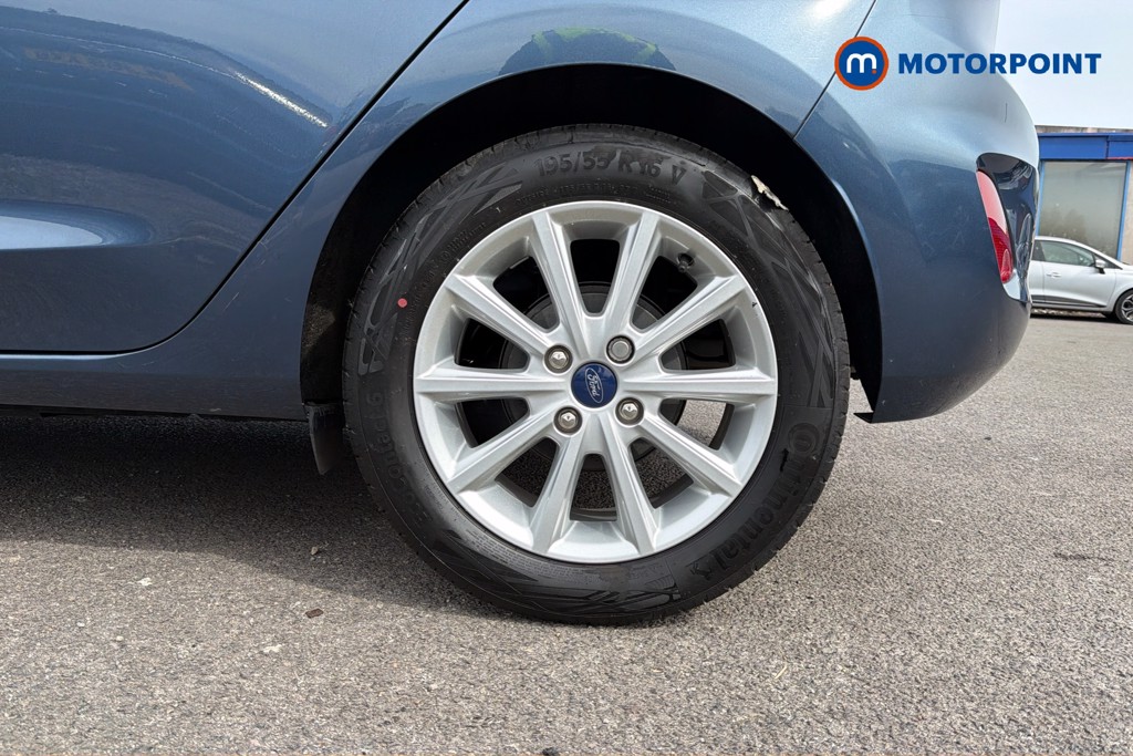 Ford Fiesta Titanium Manual Petrol Hatchback - Stock Number (1636219) - 48th supplementary image