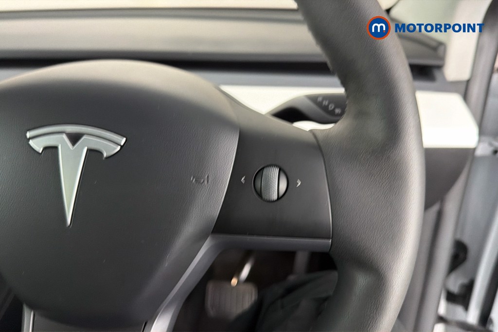 Tesla Model Y Long Range Automatic Electric SUV - Stock Number (1636242) - 4th supplementary image