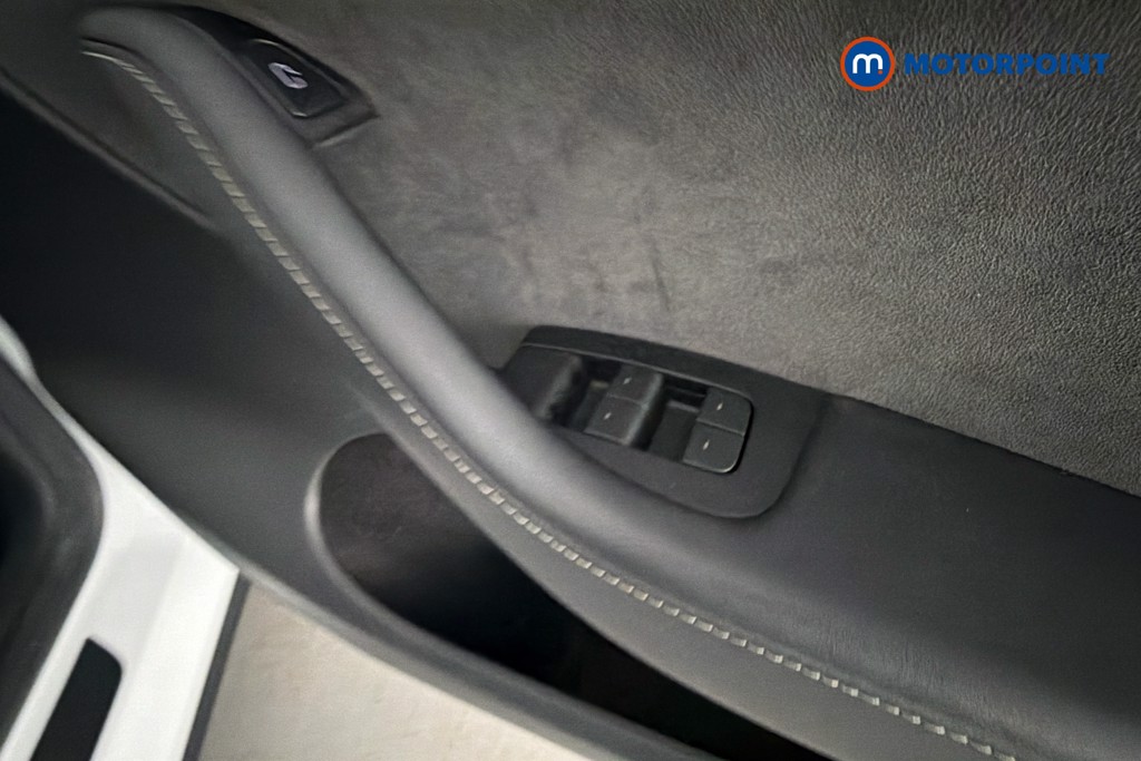 Tesla Model Y Long Range Automatic Electric SUV - Stock Number (1636242) - 20th supplementary image