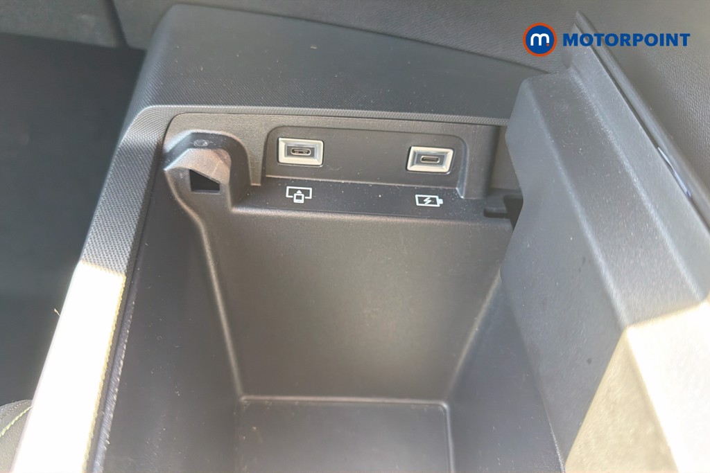 Peugeot 3008 GT Automatic Petrol SUV - Stock Number (1636255) - 17th supplementary image