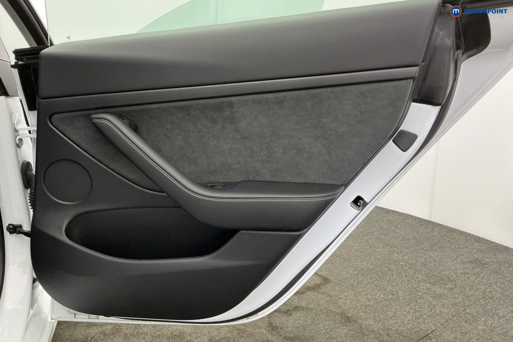 Tesla Model 3 Rwd 4Dr Auto Automatic Electric Saloon - Stock Number (1636276) - 29th supplementary image