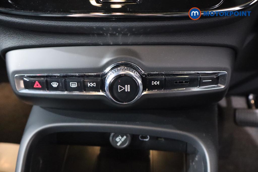Volvo Xc40 Plus Black Edition Automatic Petrol SUV - Stock Number (1636306) - 4th supplementary image