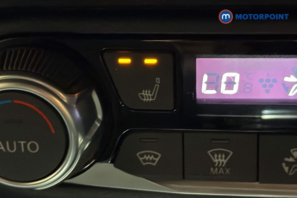 Nissan Juke Tekna Automatic Petrol SUV - Stock Number (1636600) - 14th supplementary image