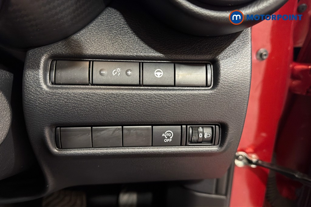 Nissan Juke Tekna Automatic Petrol SUV - Stock Number (1636600) - 18th supplementary image