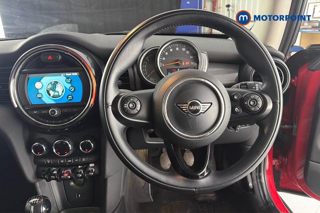 Mini Hatchback Cooper Manual Petrol Hatchback - Stock Number (1636700) - 2nd supplementary image