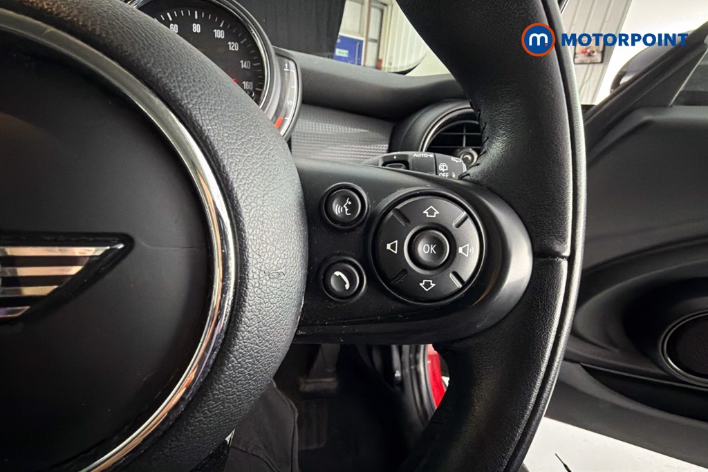 Mini Hatchback Cooper Manual Petrol Hatchback - Stock Number (1636700) - 4th supplementary image