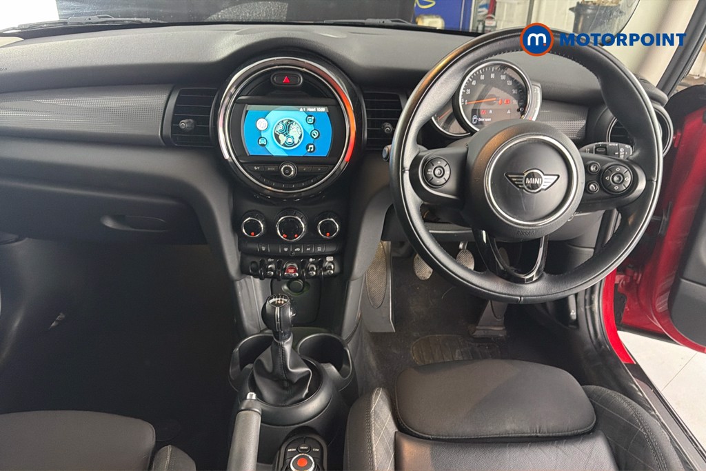 Mini Hatchback Cooper Manual Petrol Hatchback - Stock Number (1636700) - 1st supplementary image