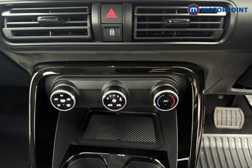 Citroen C3 Plus Automatic Electric Hatchback - Stock Number (1636786) - 17th supplementary image