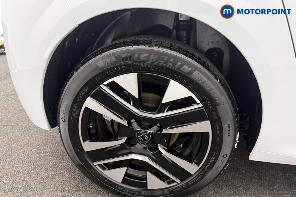 Peugeot 208 Allure Automatic Petrol Hatchback - Stock Number (1636798) - 6th supplementary image