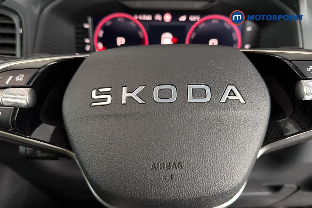 Skoda Karoq Sportline Edition Automatic Petrol SUV - Stock Number (1636974) - 5th supplementary image