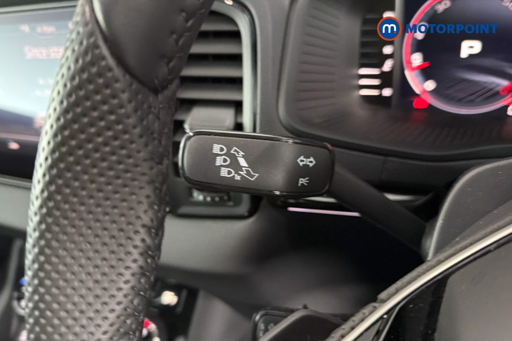 Skoda Karoq Sportline Edition Automatic Petrol SUV - Stock Number (1636974) - 6th supplementary image