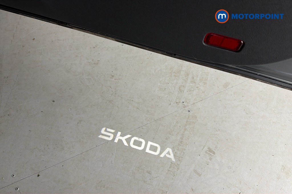 Skoda Karoq Sportline Edition Automatic Petrol SUV - Stock Number (1636974) - 26th supplementary image