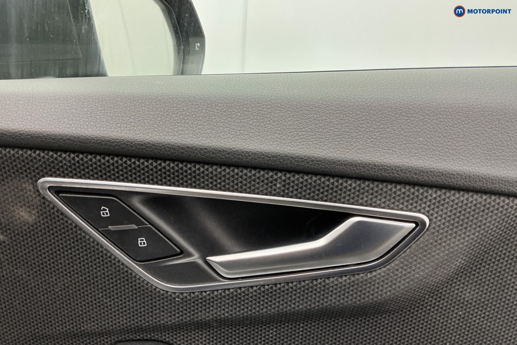Audi Q2 S Line Manual Petrol SUV - Stock Number (1637170) - 29th supplementary image