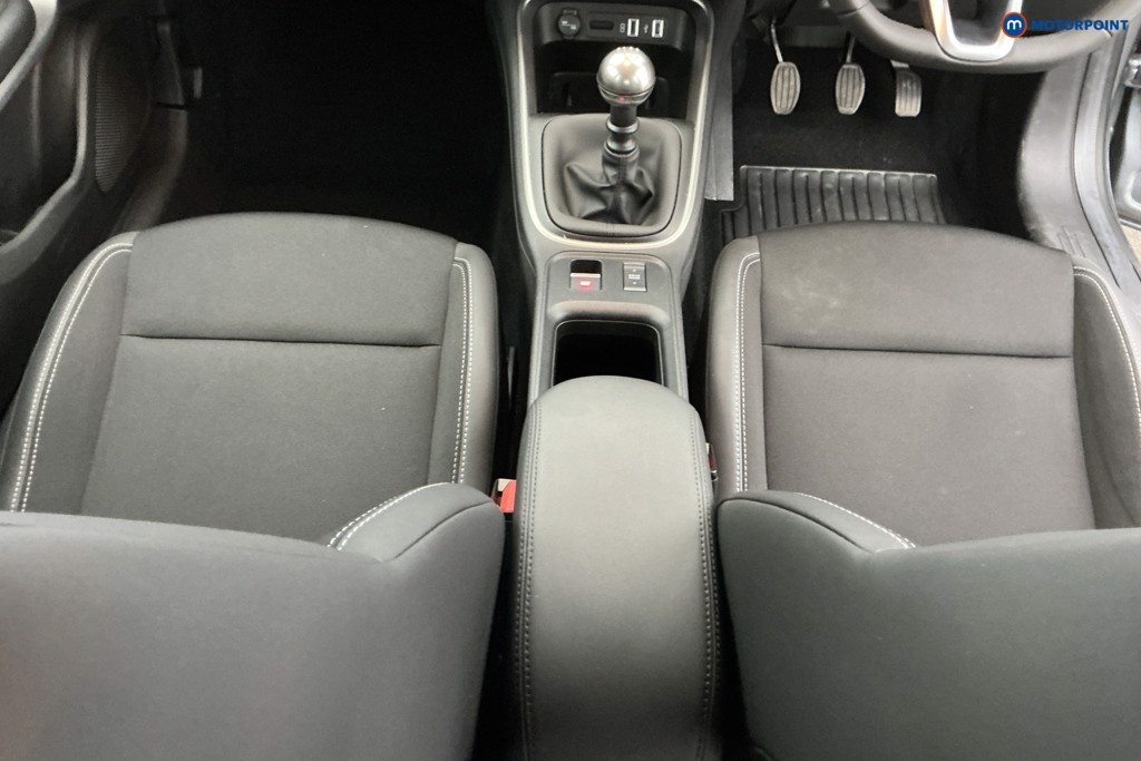 Jeep Avenger Altitude Manual Petrol SUV - Stock Number (1637201) - 12th supplementary image