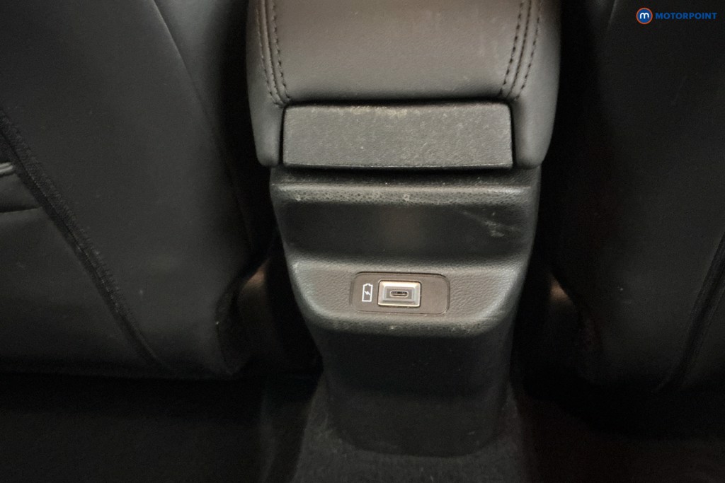 Jeep Avenger Altitude Manual Petrol SUV - Stock Number (1637201) - 15th supplementary image