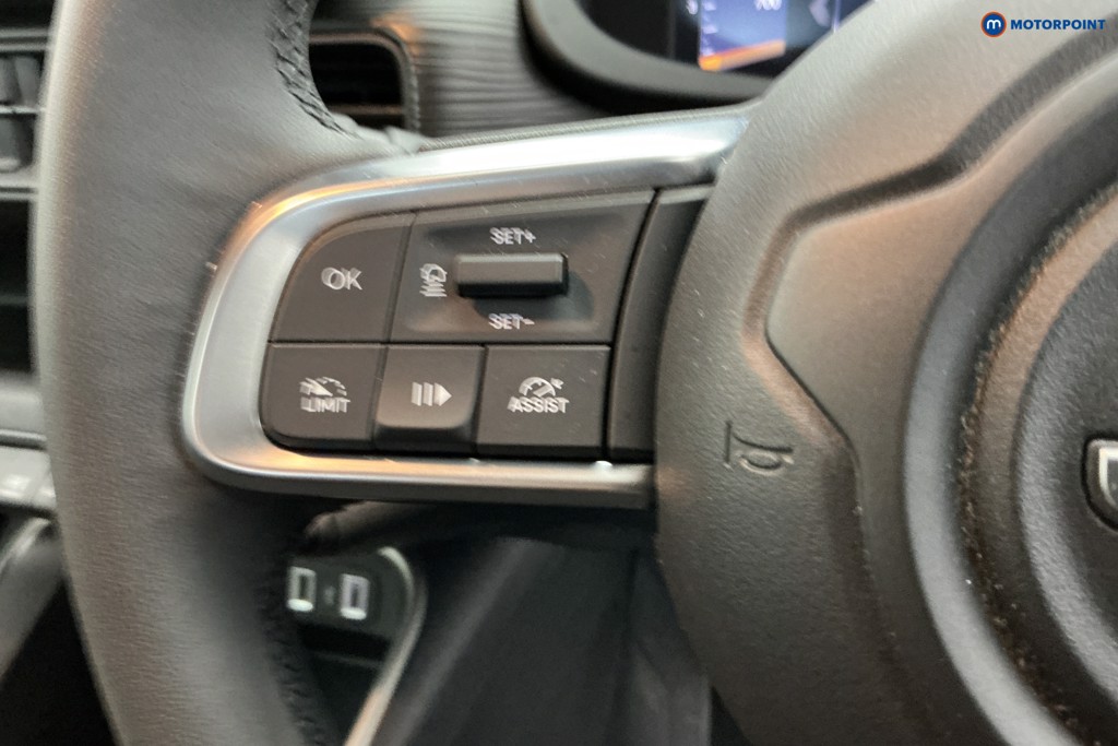 Jeep Avenger Altitude Manual Petrol SUV - Stock Number (1637201) - 26th supplementary image