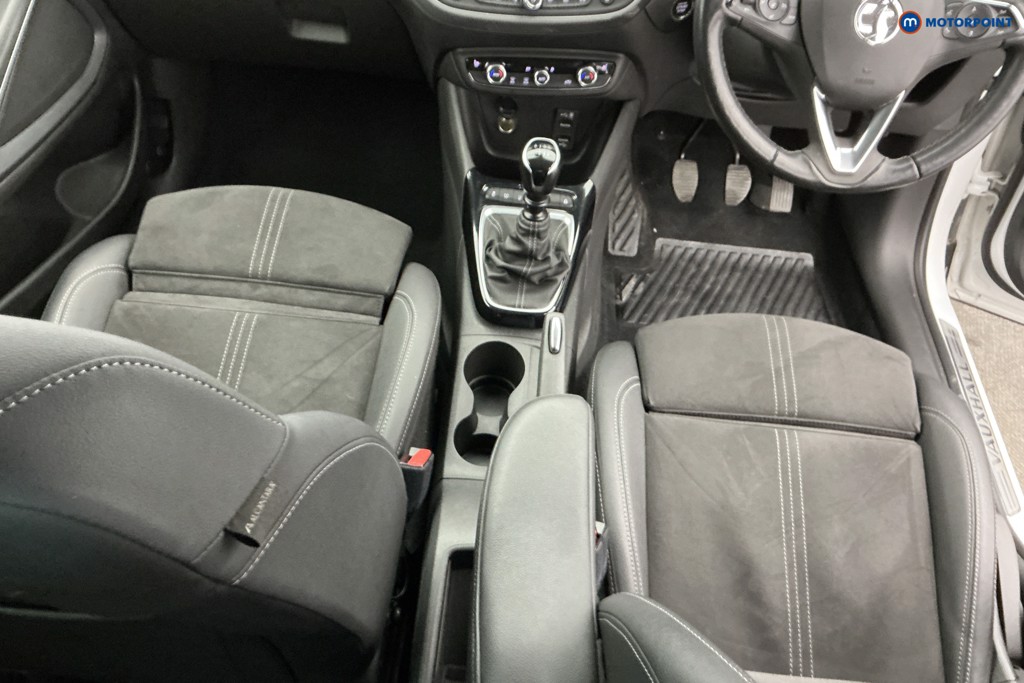 Vauxhall Crossland Ultimate Manual Petrol SUV - Stock Number (1637329) - 11th supplementary image